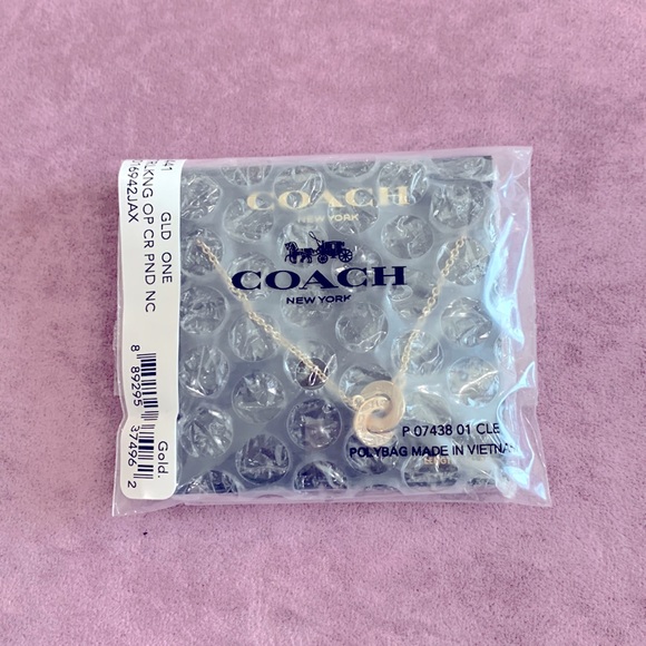 Coach Interlocking Open Circle Pendant Necklace - Picture 4 of 4